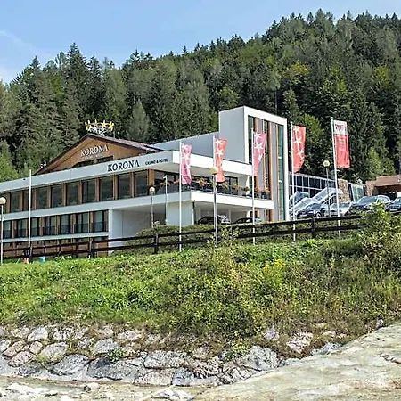 Hotel Korona, & Entertainment
