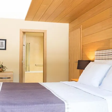 Hotel Korona, & Entertainment