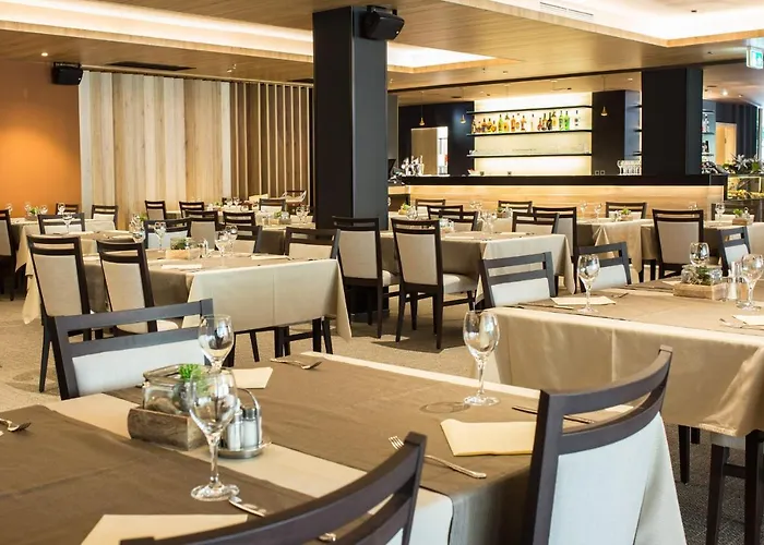 Ξενοδοχείο Korona, & Entertainment