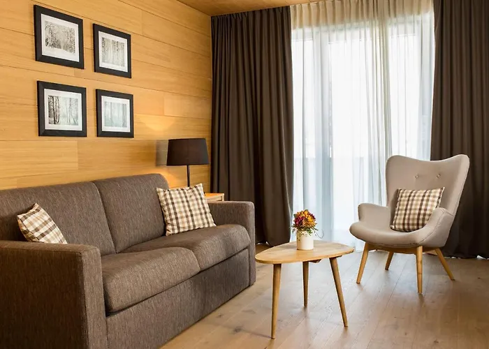 Korona, & Entertainment Ξενοδοχείο 4*