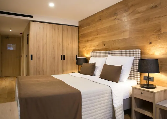 Korona, & Entertainment 4* קרנייסקה גורה